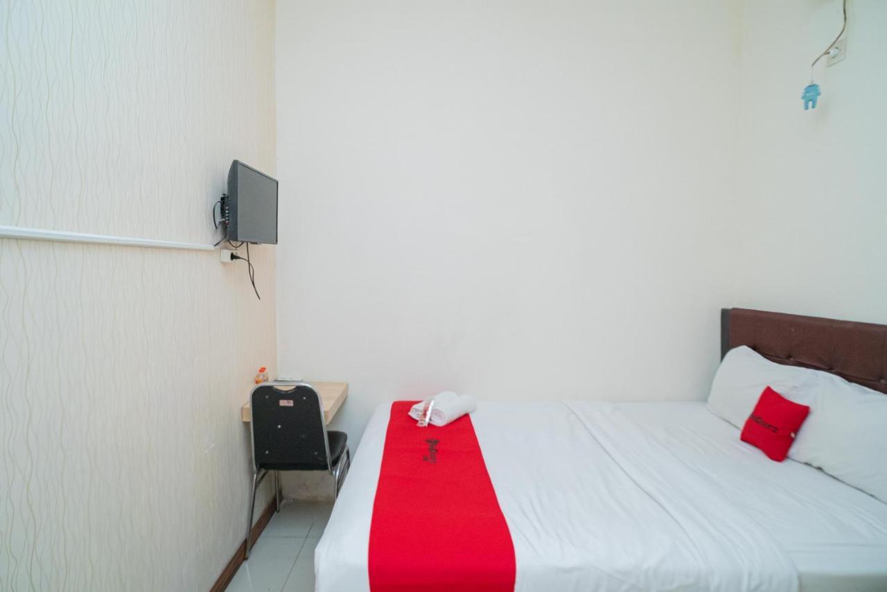 Reddoorz Near Flyover Arjosari Malang Exterior foto